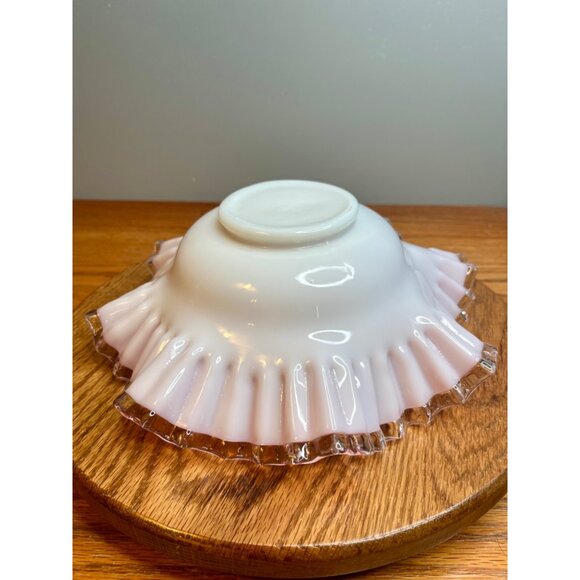 Fenton Peach Crest Round Double Crimped Bowl - Picture 7 of 11